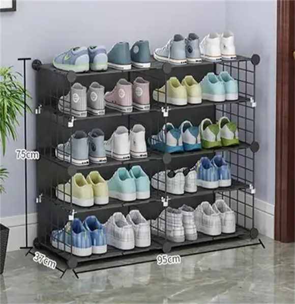 Shoe rack with cover
